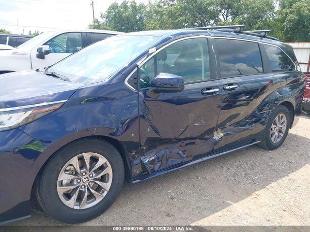 Toyota SIENNA XLE 2021 5TDYRKEC8MS028929 Image 6