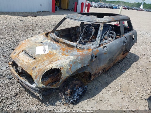 2007 MINI COOPER S WMWMF73527TL86443 Photo 1