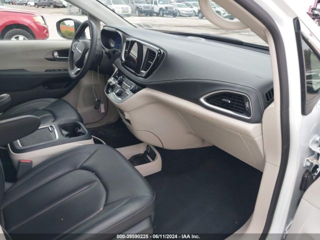 2C4RC1L76PR595062 Chrysler Pacifica Hybrid Touring L