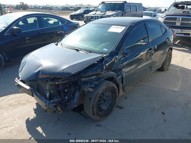 Toyota COROLLA LE 2015 5YFBURHE3FP312247 Image 2