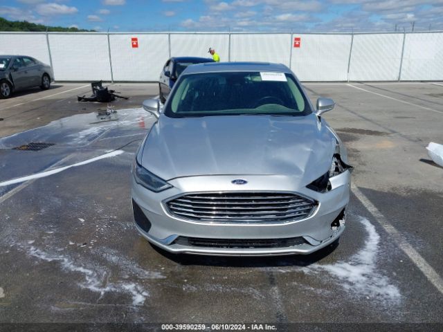 3FA6P0MUXKR180857 Ford Fusion Hybrid Sel