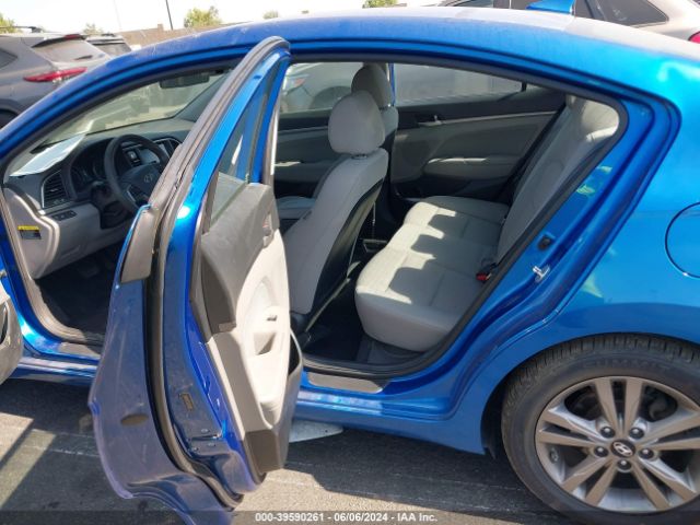 5NPD84LF5JH222698 Hyundai ELANTRA SEL