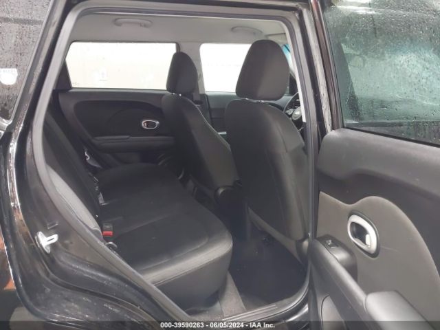 KNDJN2A21G7358646 KIA Soul