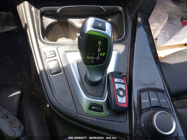 BMW 330e Iperformance 2018 WBA8E1C52JA756648 Image 11