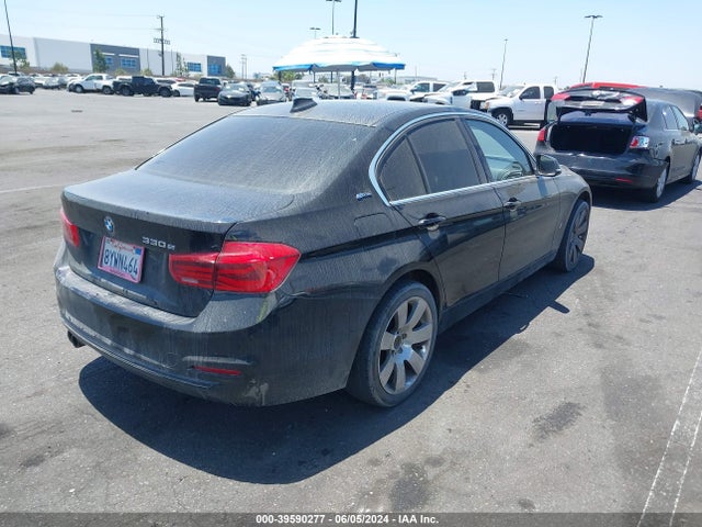 WBA8E1C52JA756648 BMW 330e Iperformance