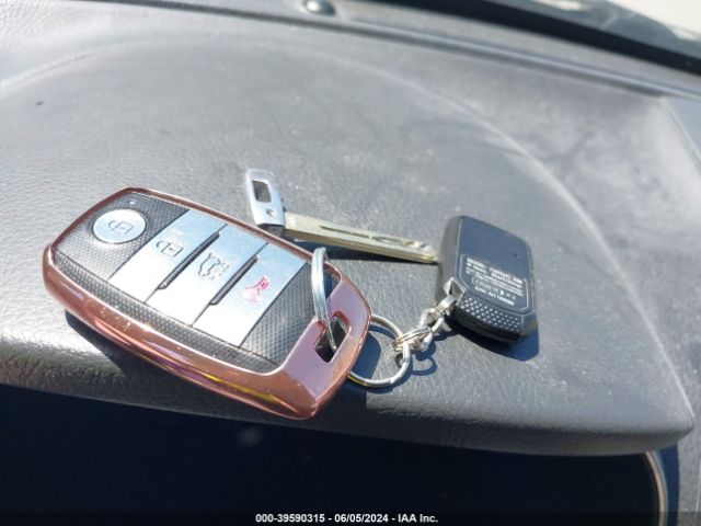 5XYKUDA73EG433250 KIA Sorento Ex V6