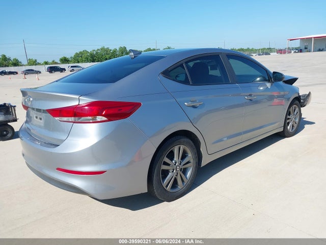 Hyundai ELANTRA SE 2017 5NPD84LF1HH181559 Image 4