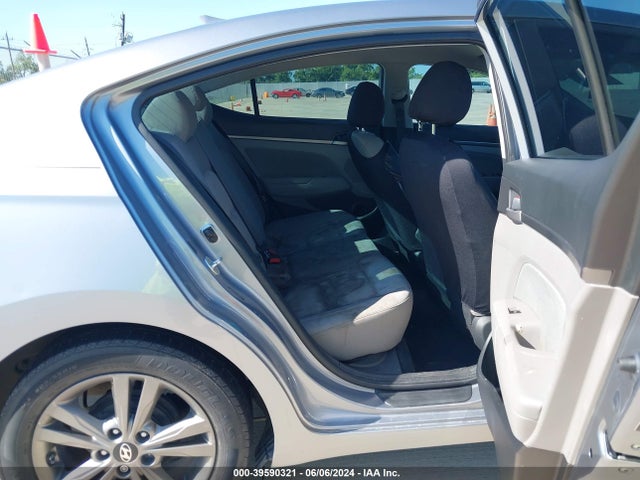 Hyundai ELANTRA SE 2017 5NPD84LF1HH181559 Image 8