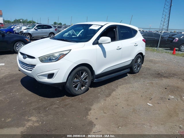 Hyundai TUCSON GLS 2015 KM8JTCAF2FU976794 Image 2