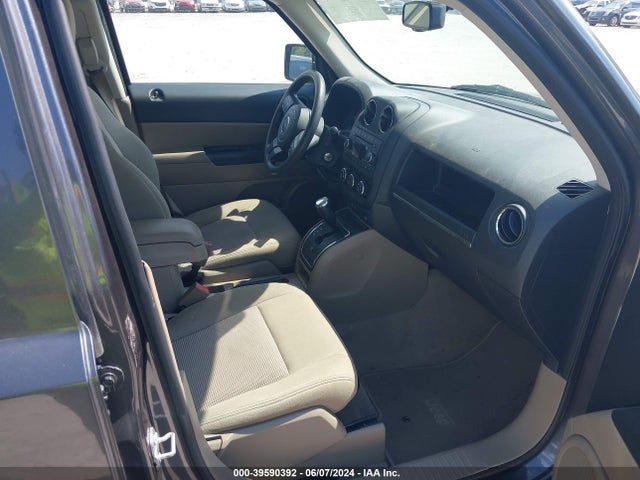 1C4NJPBB9HD103612 Jeep Patriot Sport Fwd