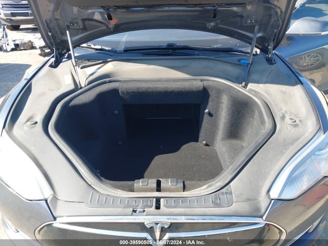 5YJSA1H17EFP55731 Tesla Model S P85