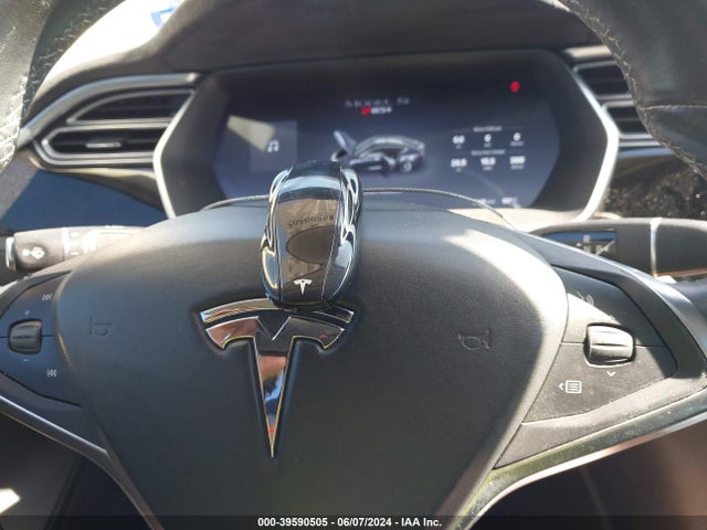 5YJSA1H17EFP55731 Tesla Model S P85