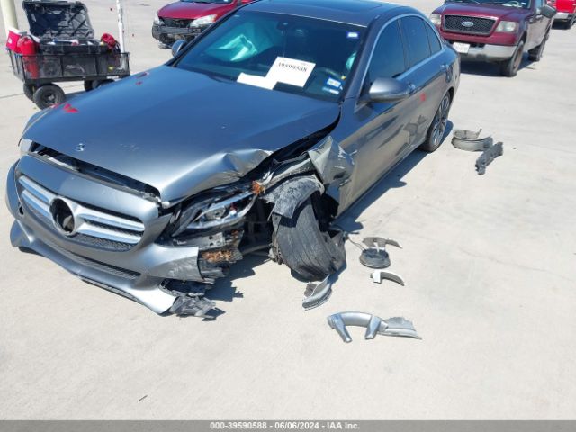 55SWF4JB6JU255138 Mercedes-Benz C 300