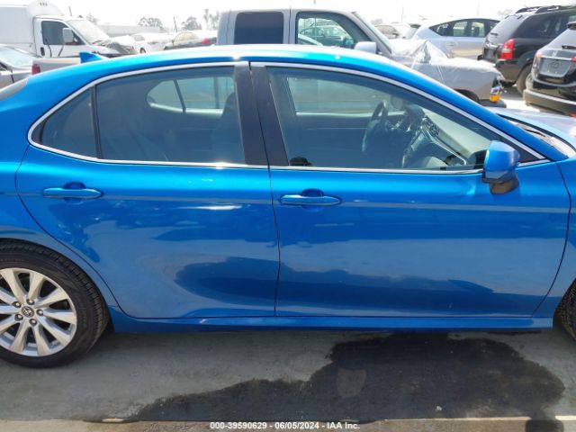 4T1B11HK9KU275584 Toyota CAMRY LE