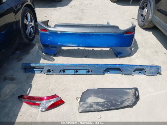 4T1B11HK9KU275584 Toyota CAMRY LE