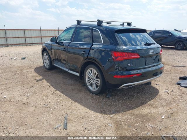 WA1BNAFYXK2083158 Audi Q5 45 Premium