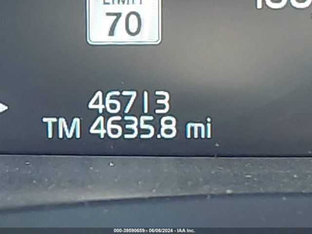 7JR102FKXKG018171 Volvo S60 T5 Momentum