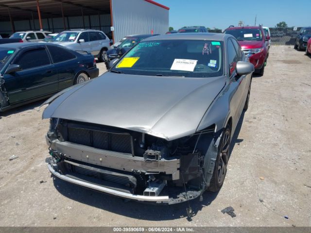 7JR102FKXKG018171 Volvo S60 T5 Momentum