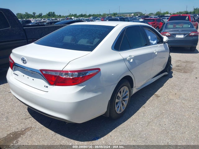 Toyota CAMRY LE 2015 4T4BF1FK5FR458903 Image 4