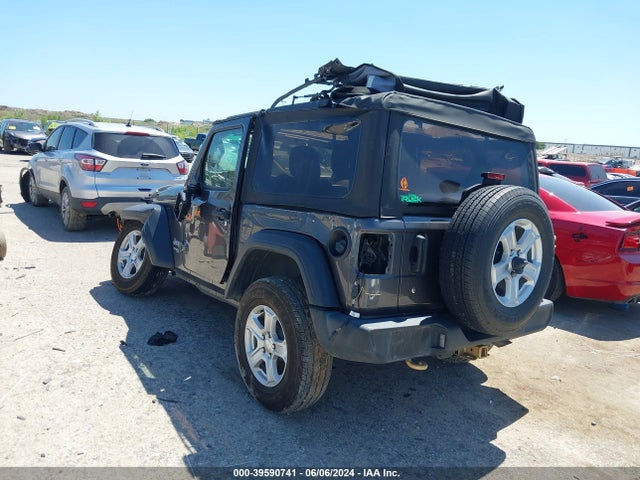 1C4GJXAG7JW276125 Jeep Wrangler Sport S 4x4