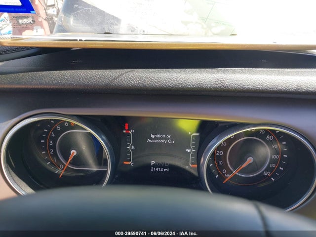 1C4GJXAG7JW276125 Jeep Wrangler Sport S 4x4