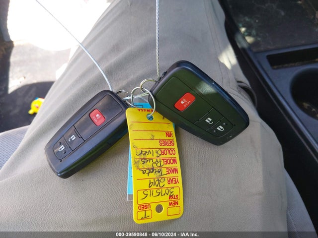 Toyota Prius Le 2019 JTDKARFU8K3075115 Image 11
