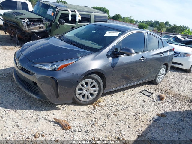 Toyota Prius Le 2019 JTDKARFU8K3075115 Image 2
