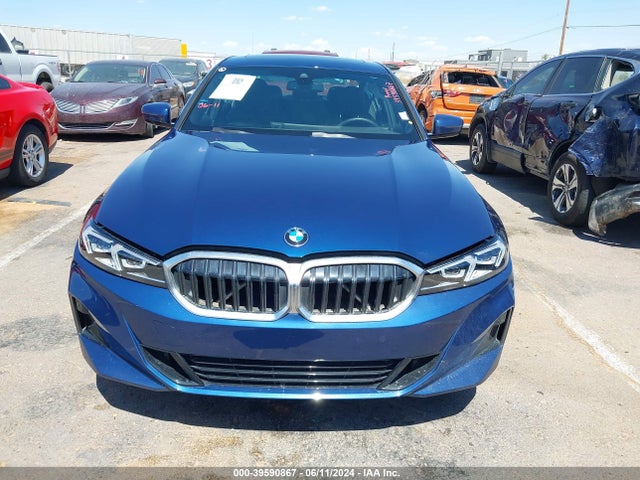 3MW69FF02R8E26153 BMW 3 Series 330i