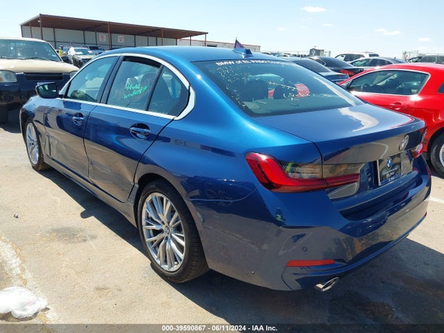 3MW69FF02R8E26153 BMW 3 Series 330i