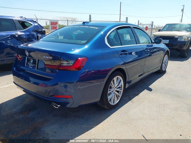 3MW69FF02R8E26153 BMW 3 Series 330i