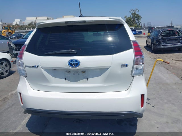 Toyota Prius V Four 2015 JTDZN3EU1FJ028608 Image 16