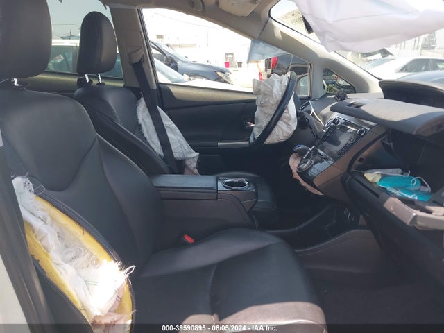 Toyota Prius V Four 2015 JTDZN3EU1FJ028608 Image 5