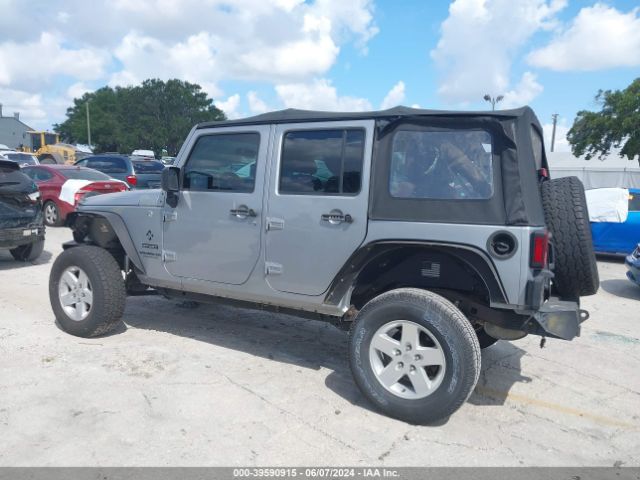 1C4BJWDG2EL129427 Jeep Wrangler Unlimited Sport