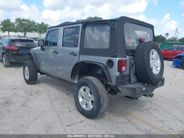 1C4BJWDG2EL129427 Jeep Wrangler Unlimited Sport