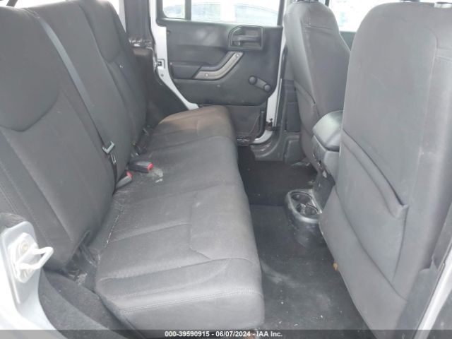 1C4BJWDG2EL129427 Jeep Wrangler Unlimited Sport