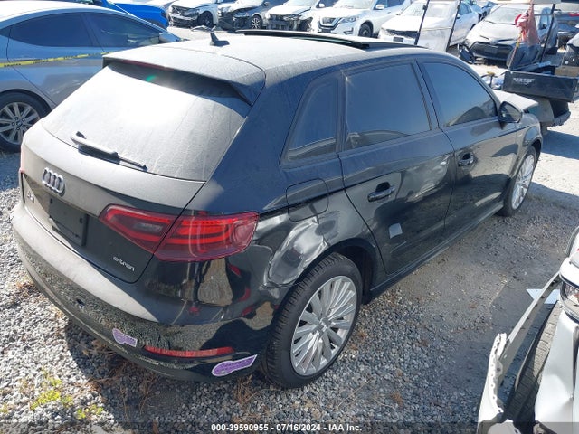 WAUUPBFF7GA112803 Audi A3 E-tron 1.4t Premium