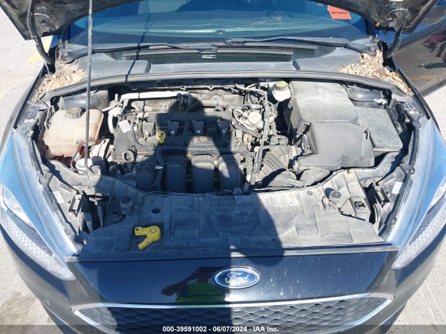 Ford FOCUS SE 2018 1FADP3F22JL260820 Image 10
