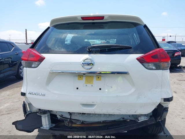Nissan ROGUE S 2018 JN8AT2MT7JW451909 Image 16
