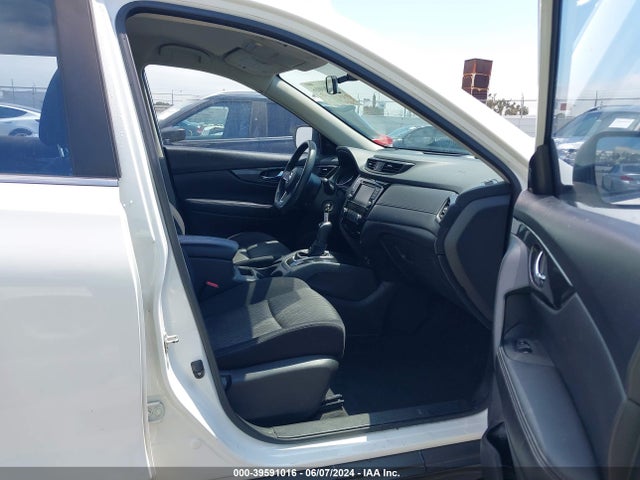 Nissan ROGUE S 2018 JN8AT2MT7JW451909 Image 5