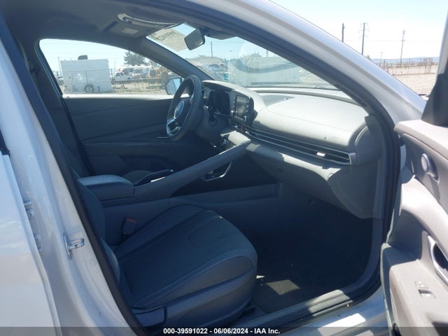 5NPLM4AG9NH079036 Hyundai ELANTRA SEL