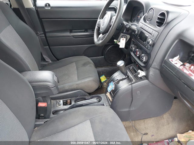 1C4NJRBB1HD144716 Jeep Patriot Sport 4x4