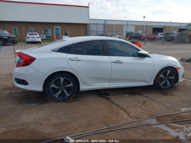 19XFC1F9XHE028551 Honda Civic Touring