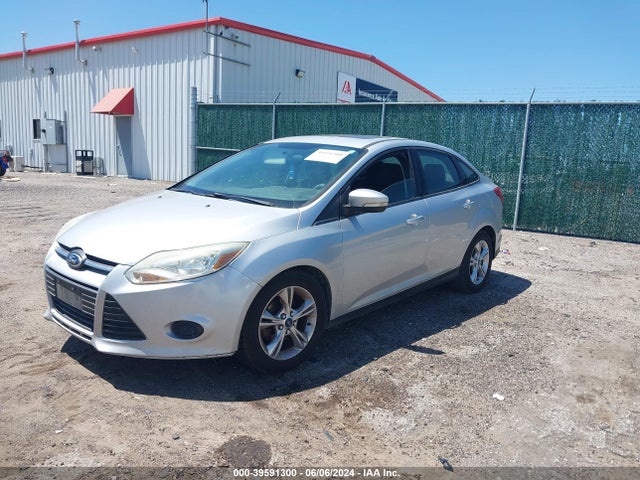 Ford FOCUS SE 2014 1FADP3F26EL332026 Image 2