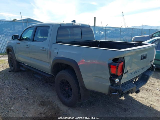 2021 TOYOTA TACOMA 5TFCZ5ANXMX282347 Photo 2