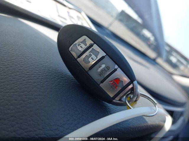 5N1AT2MTXGC910111 Nissan Rogue Sl