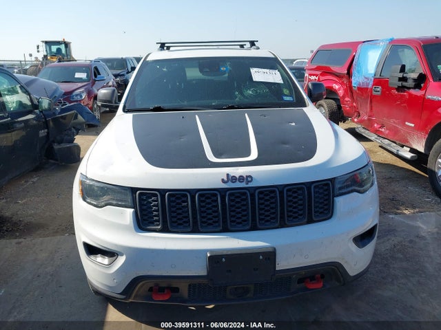 1C4RJFLG2JC358555 Jeep Grand Cherokee Trailhawk 4x4