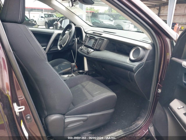 Продаж на аукціоні авто 2018 Toyota Rav4 Xle, vin: 2T3WFREV4JW419189, номер лоту: 39591353