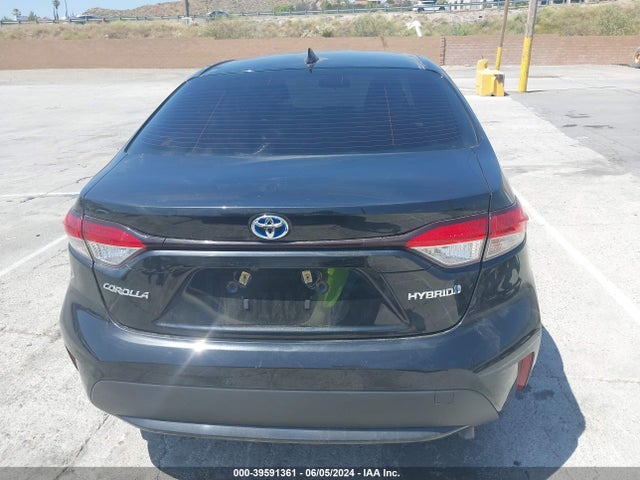 JTDEAMDE9NJ057623 Toyota Corolla Hybrid Le