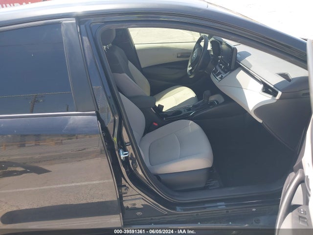 JTDEAMDE9NJ057623 Toyota Corolla Hybrid Le