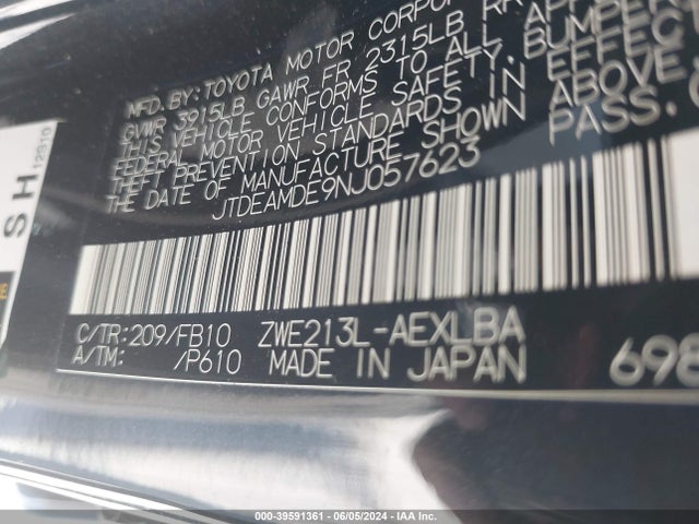 JTDEAMDE9NJ057623 Toyota Corolla Hybrid Le